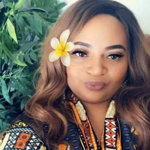 Meet your Posher, Latisha winefine